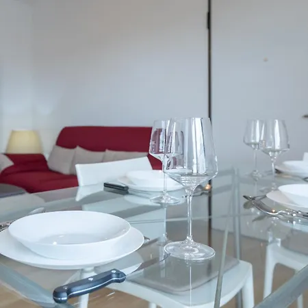 Guesthost - Comfy Terrace In Cagliari 아파트 Elmas