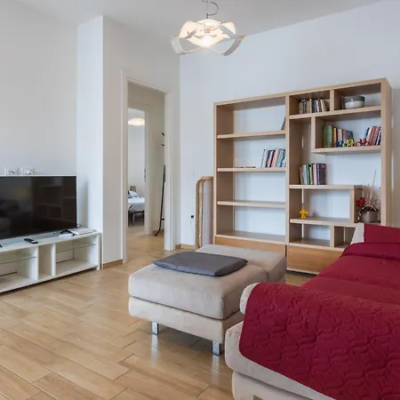 아파트 Guesthost - Comfy Terrace In Cagliari Elmas